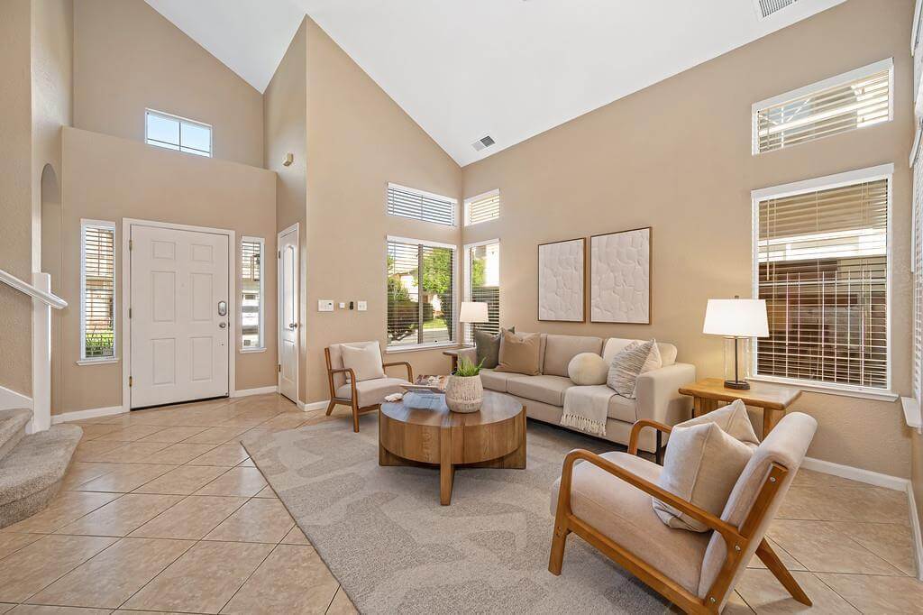 Royalton, Folsom - Premiere Home Staging & Design