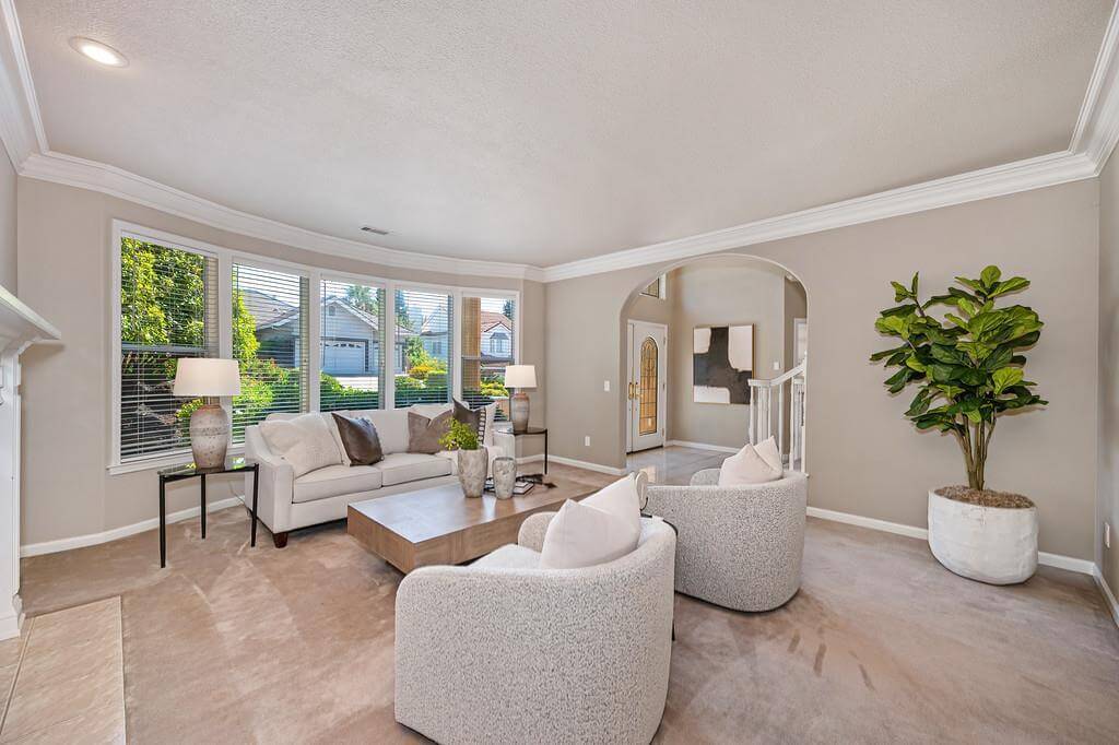 Tomlinson Dr, Folsom - Premiere Home Staging & Design