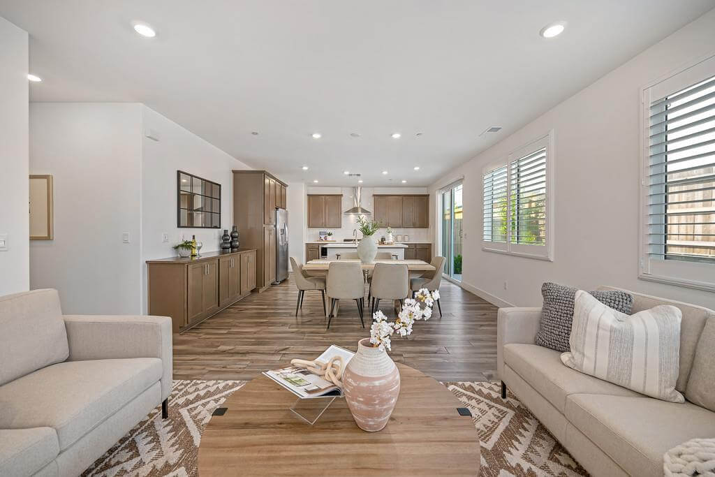 Williamson Dr, Folsom - Premiere Home Staging & Design