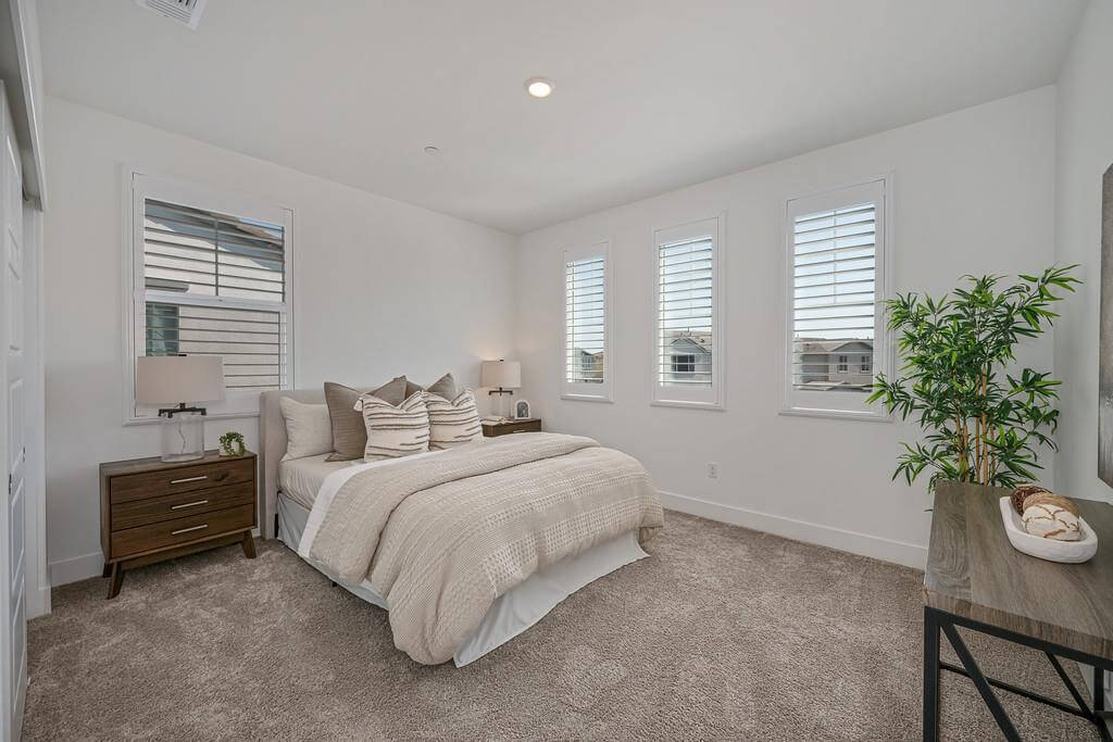 Williamson Dr, Folsom - Premiere Home Staging & Design