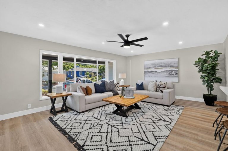 11th Ave, Sacramento - Premiere Home Staging & Design