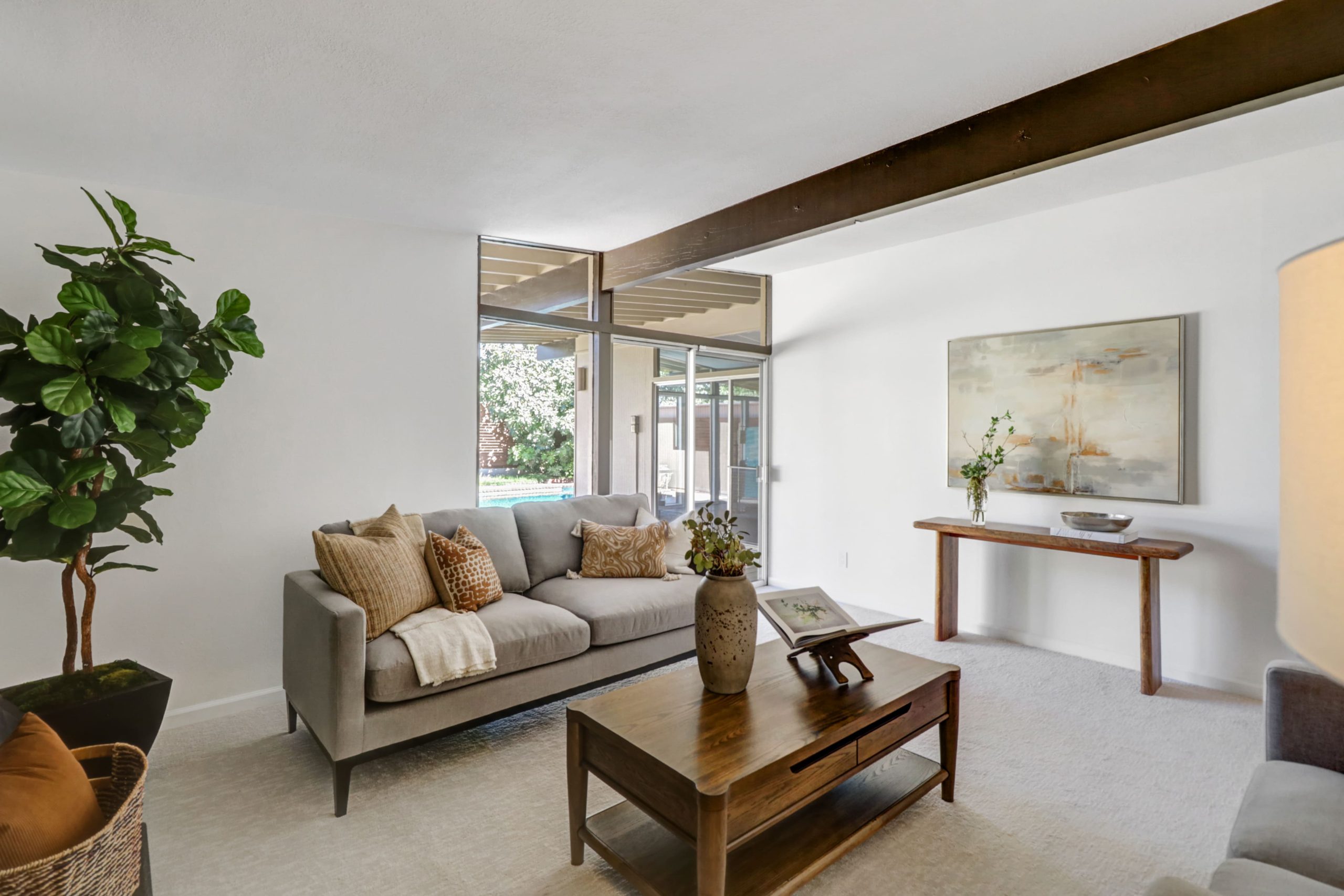 McClaren Dr, Carmichael - Premiere Home Staging & Design