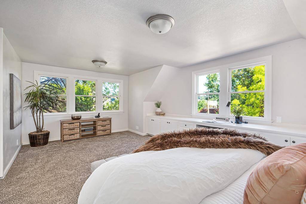 Race St, Grass Valley - Premiere Home Staging & Design