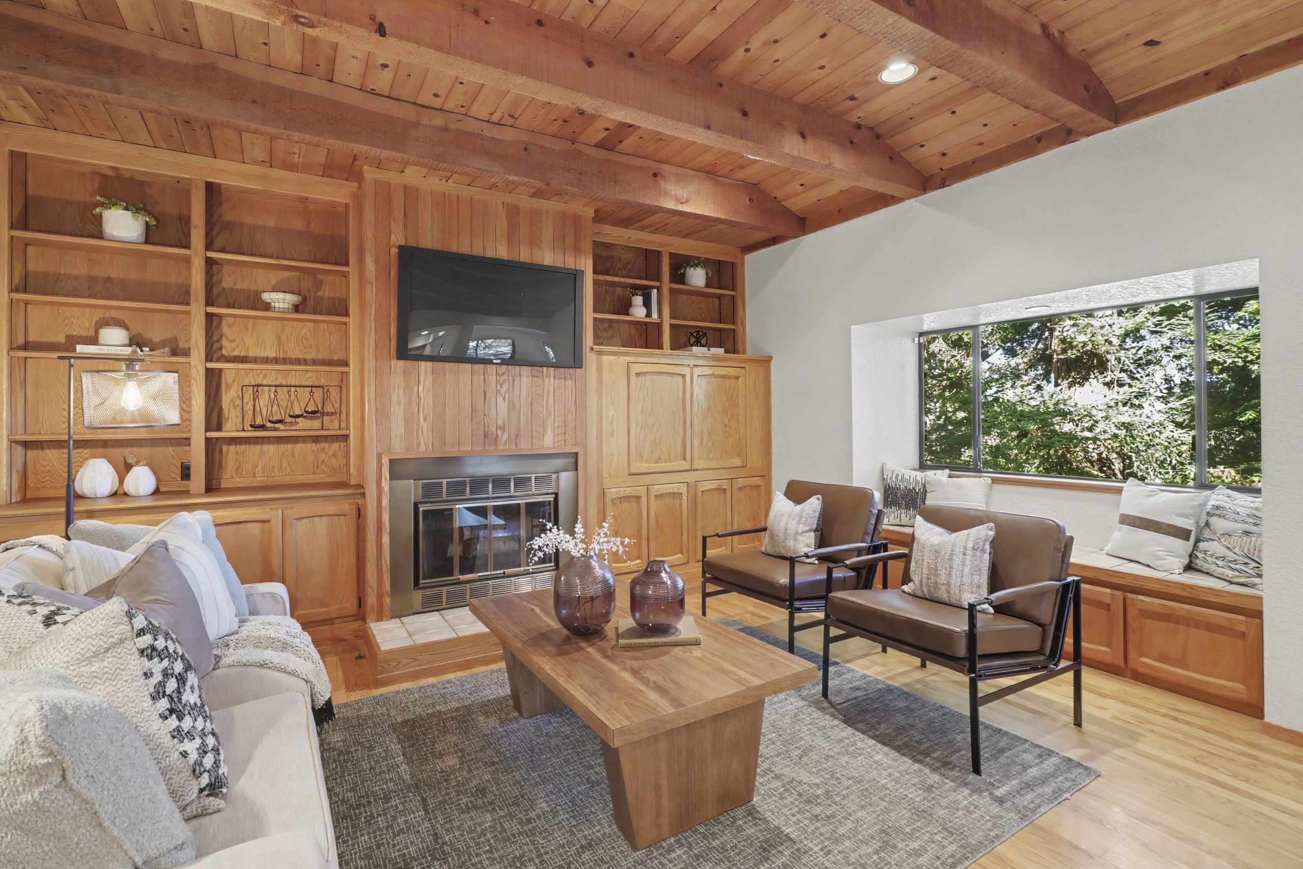 River Ridge Way, Folsom - Premiere Home Staging & Design