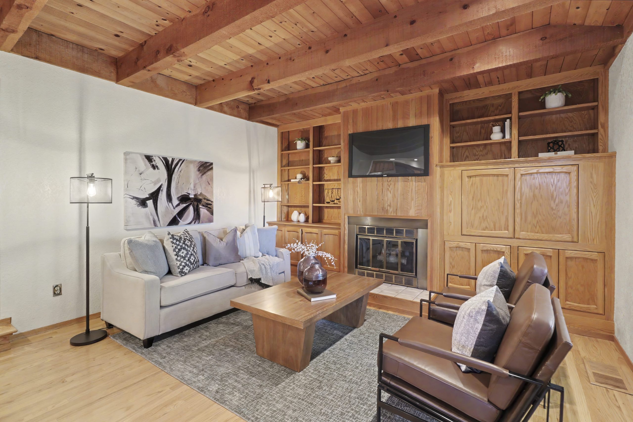 River Ridge Way, Folsom - Premiere Home Staging & Design