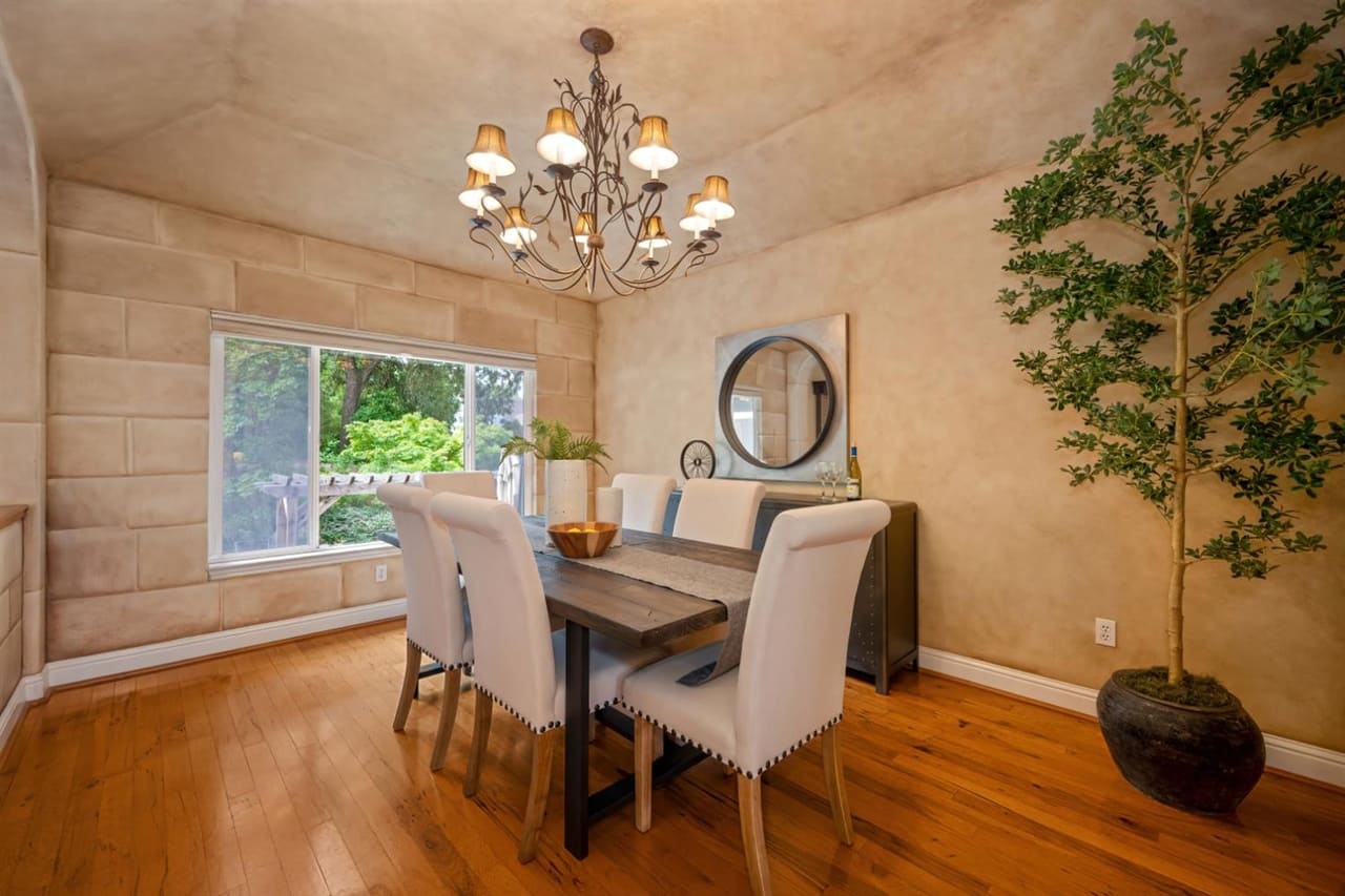 Pershing Ave, Fair Oaks - Premiere Home Staging & Design