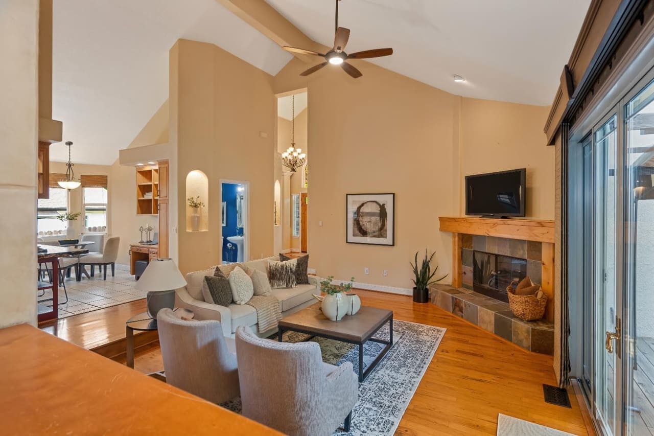Pershing Ave, Fair Oaks - Premiere Home Staging & Design
