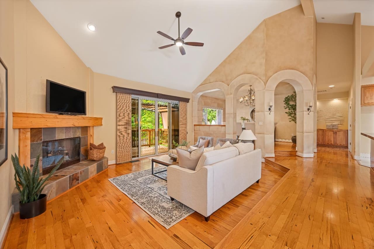 Pershing Ave, Fair Oaks - Premiere Home Staging & Design