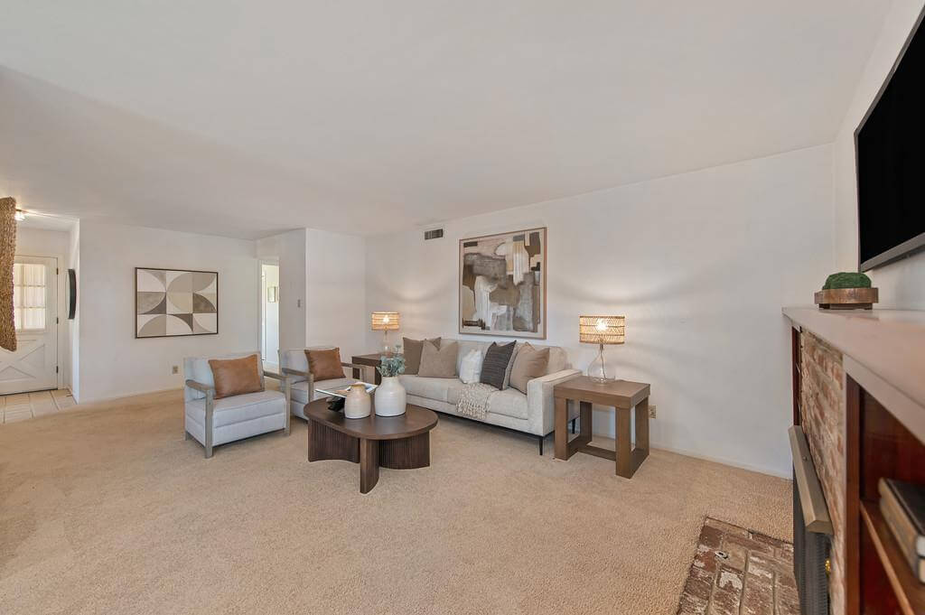 Benny Way, Rancho Cordova - Premiere Home Staging & Design