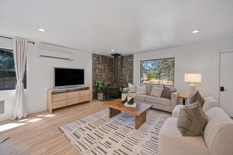 Crater Hill Rd, Newcastle - Premiere Home Staging & Design