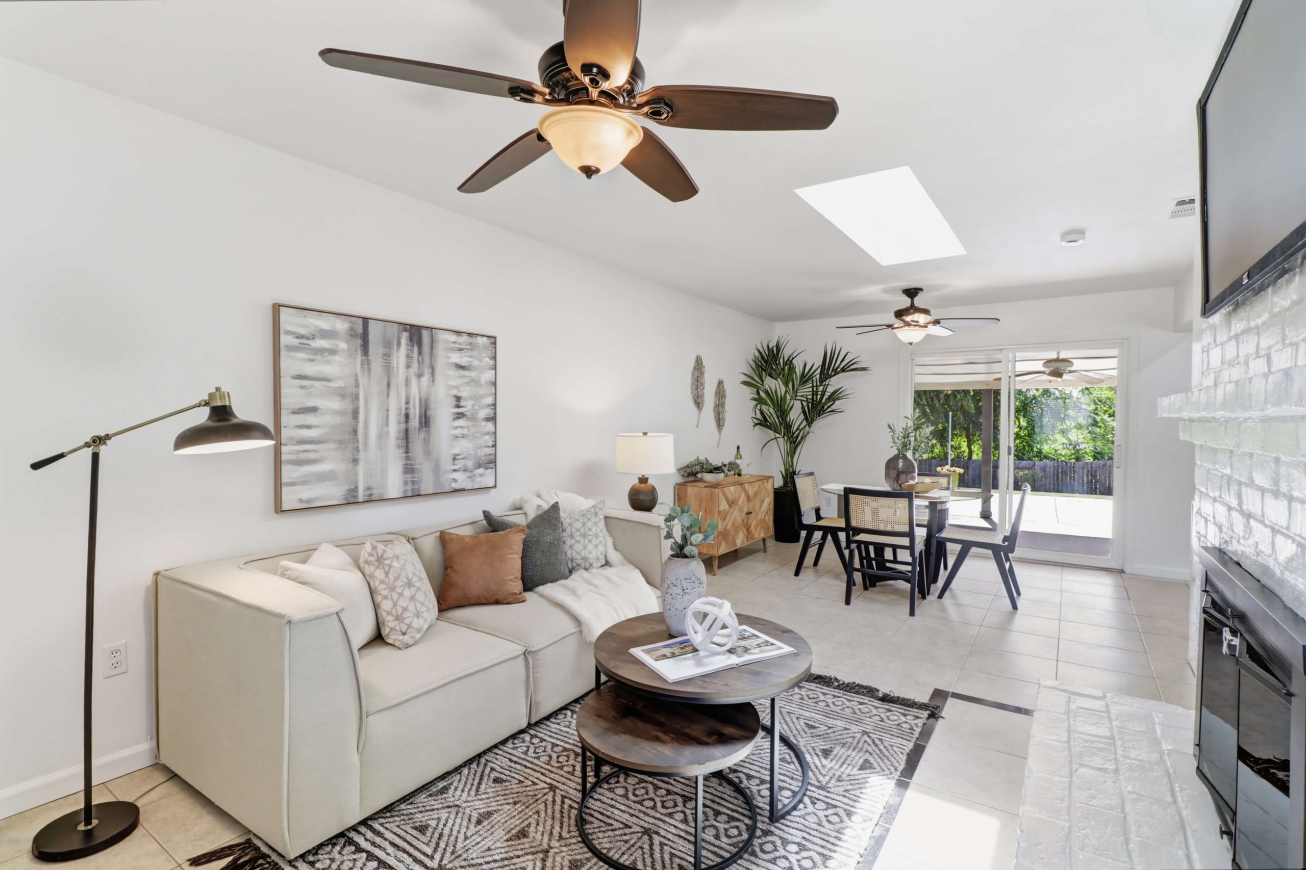 Eckerman Rd, Roseville - Premiere Home Staging & Design