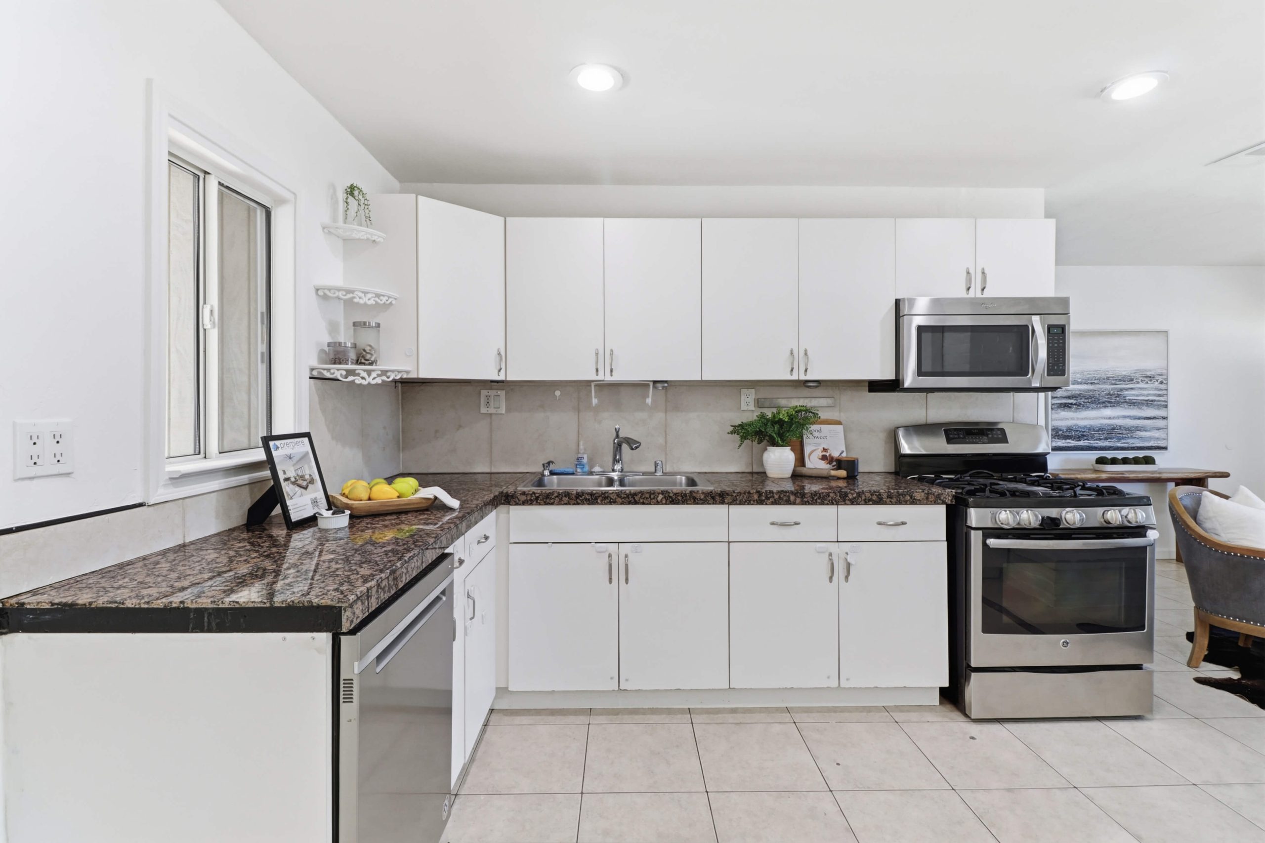 Eckerman Rd, Roseville - Premiere Home Staging & Design