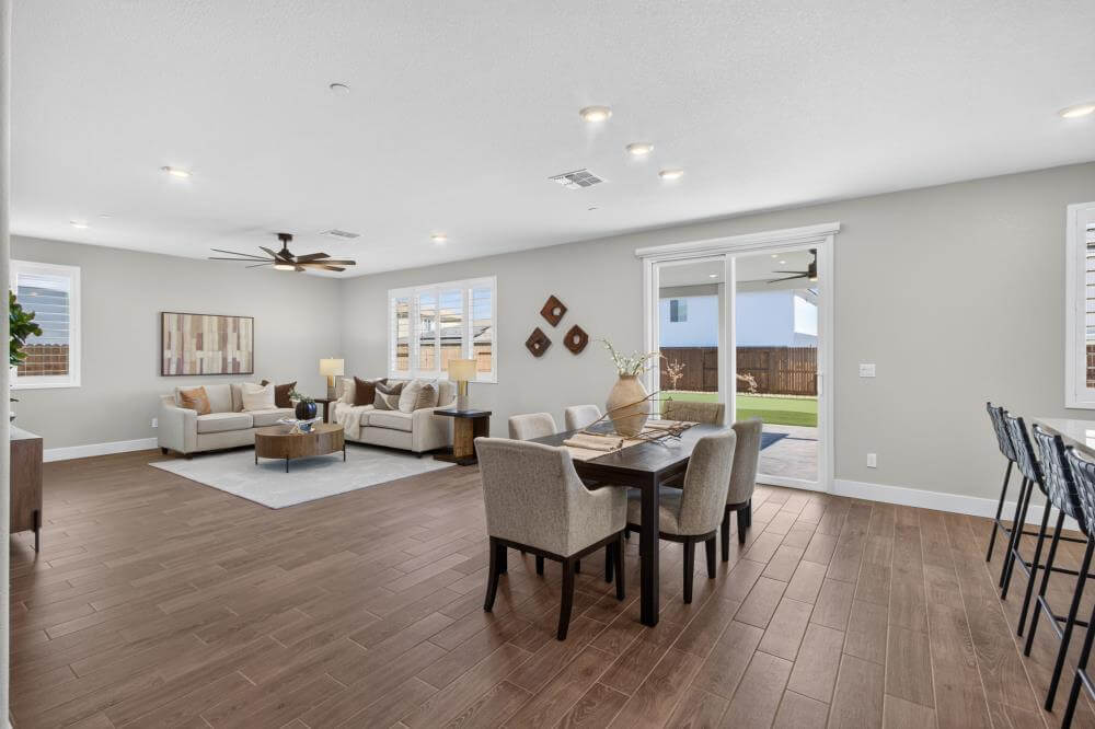 Grasscreek Dr, Roseville - Premiere Home Staging & Design