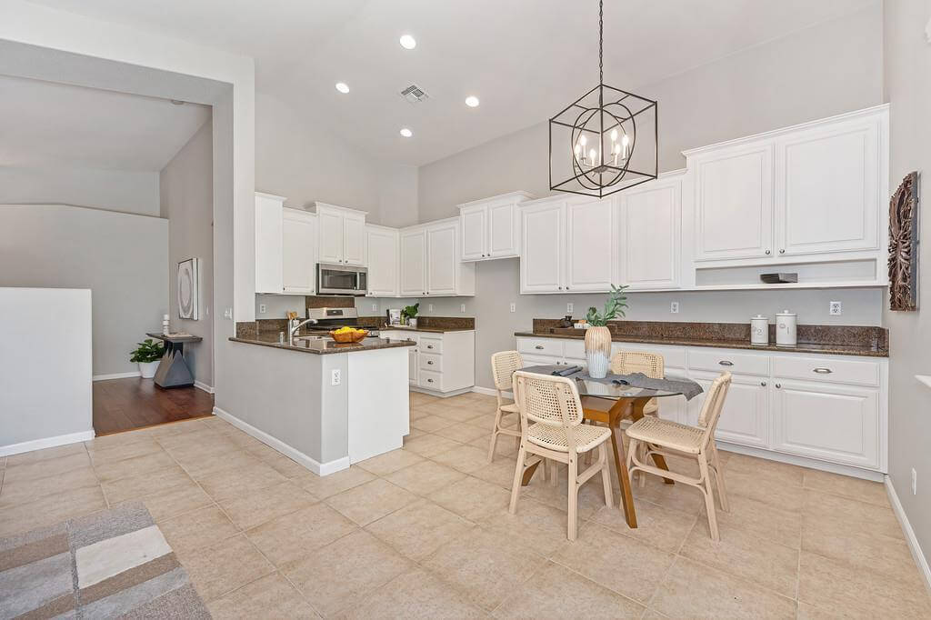 Horseshoe Glen Cir, Folsom - Premiere Home Staging & Design