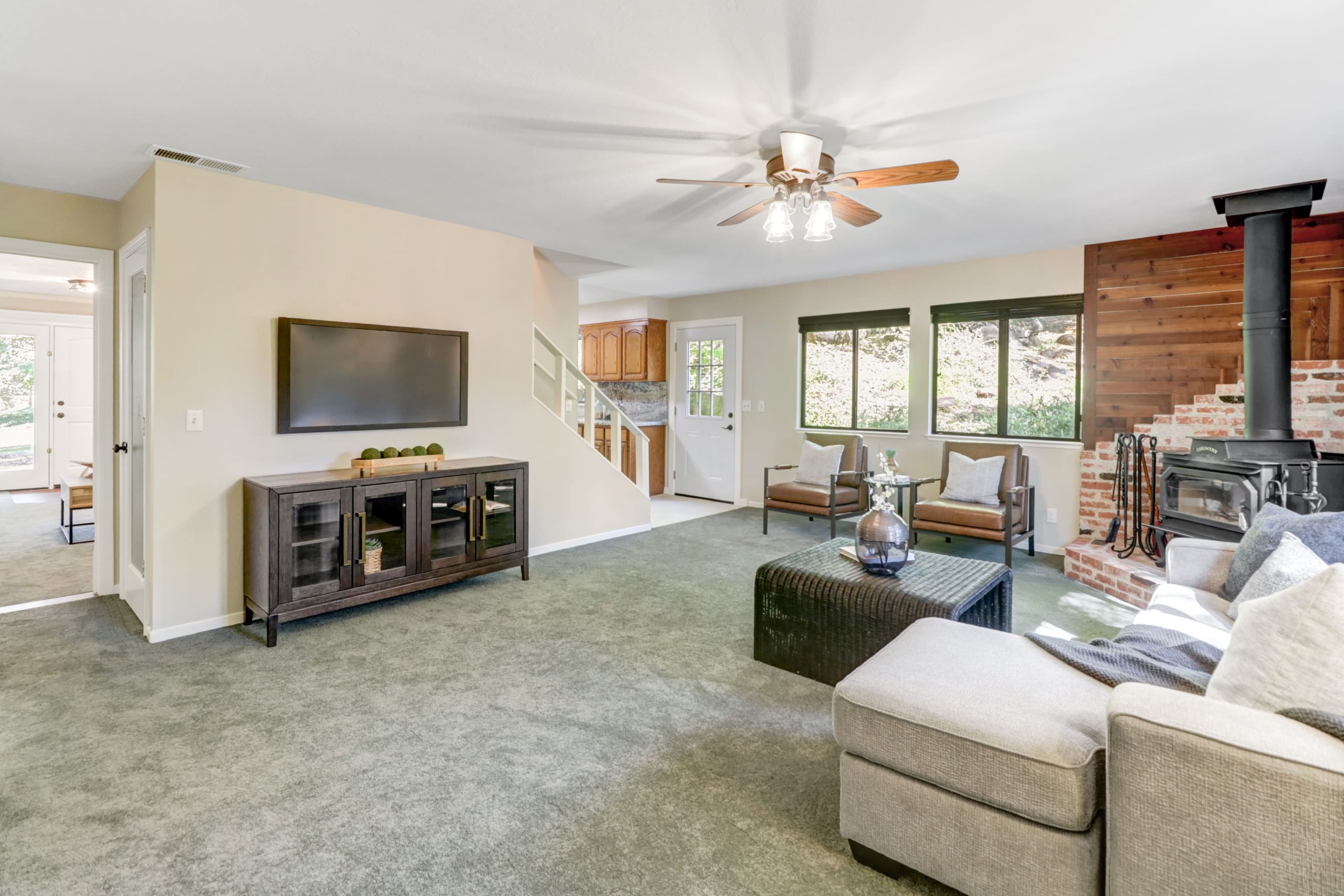 Junewood Ln, Loomis - Premiere Home Staging & Design