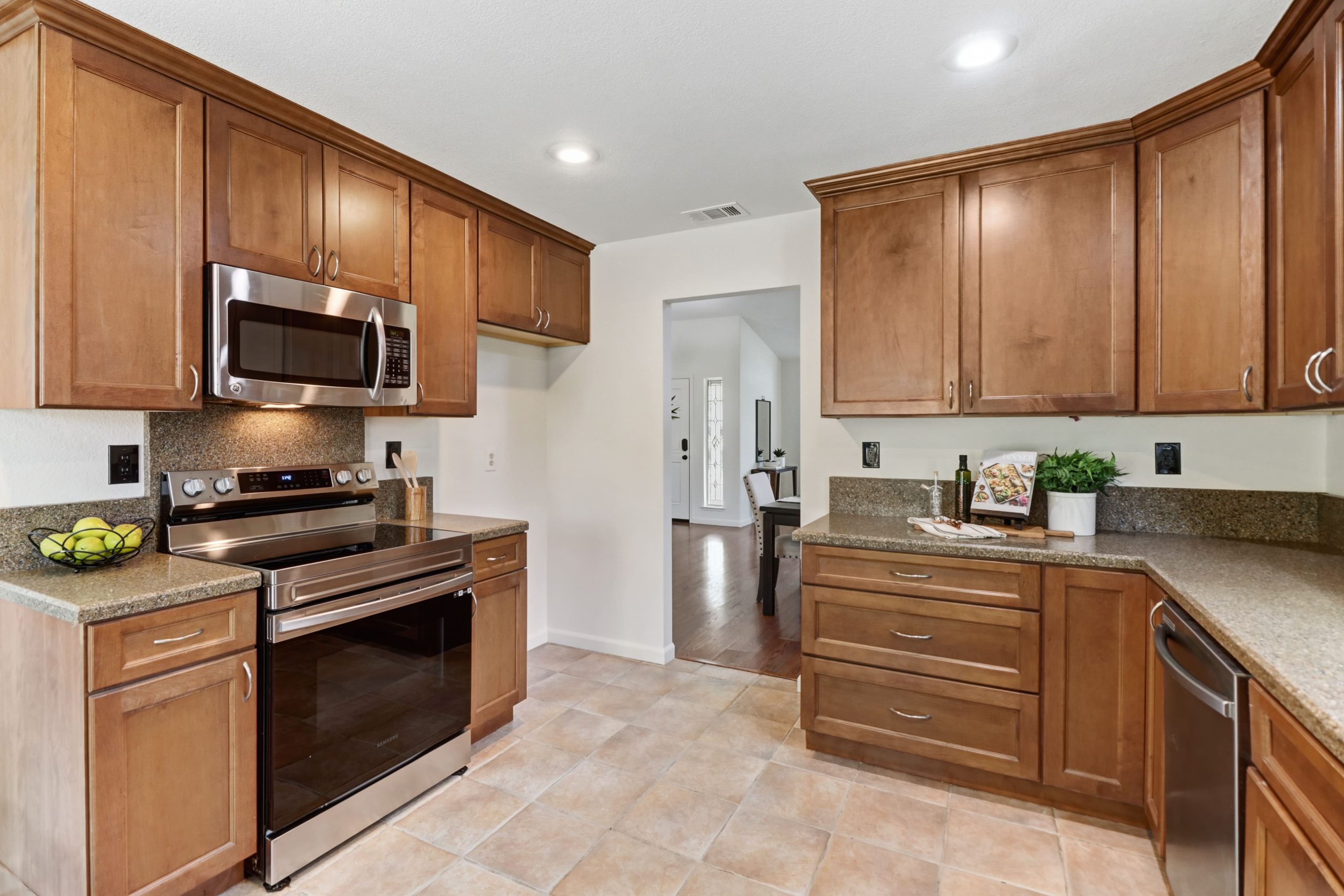 Manseau Dr, Folsom - Premiere Home Staging & Design
