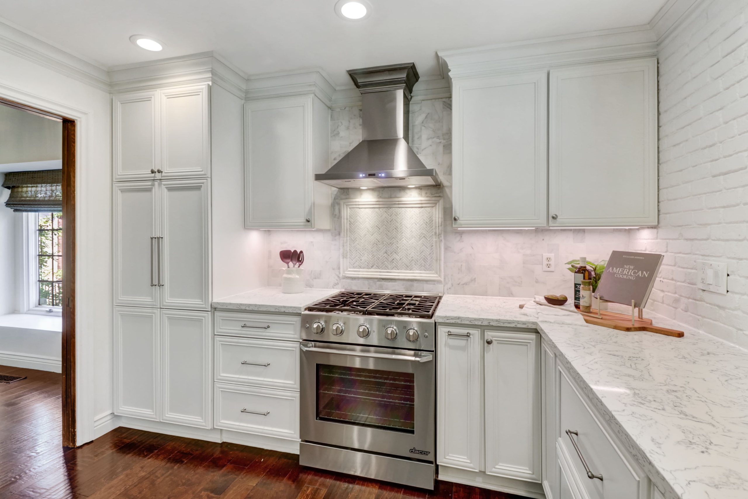 N Ravine Ln, Fair Oaks - Premiere Home Staging & Design