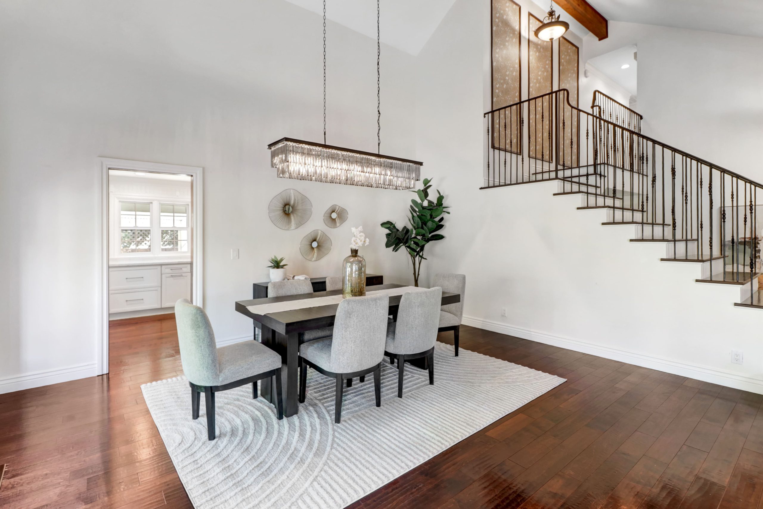 N Ravine Ln, Fair Oaks - Premiere Home Staging & Design