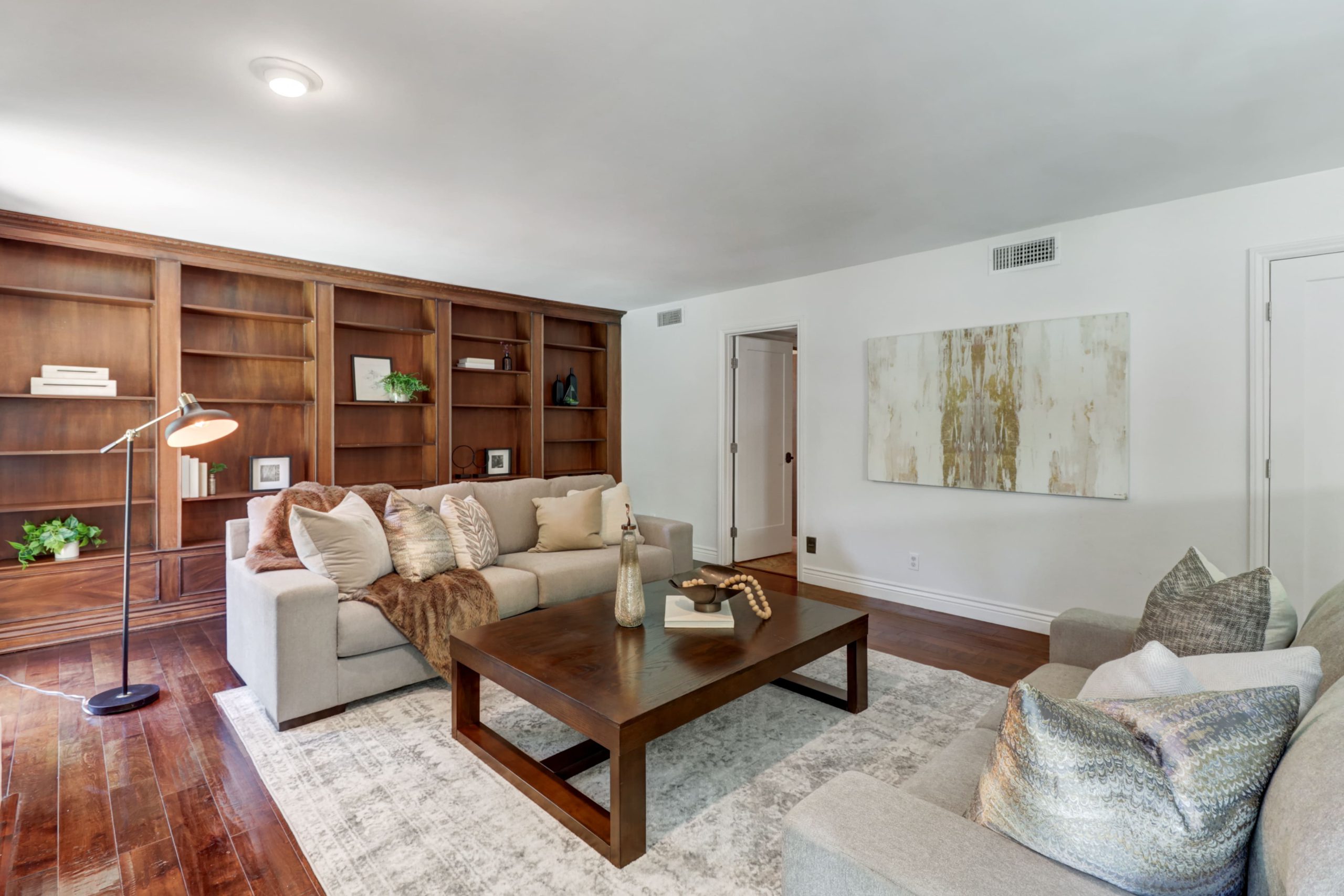 N Ravine Ln, Fair Oaks - Premiere Home Staging & Design