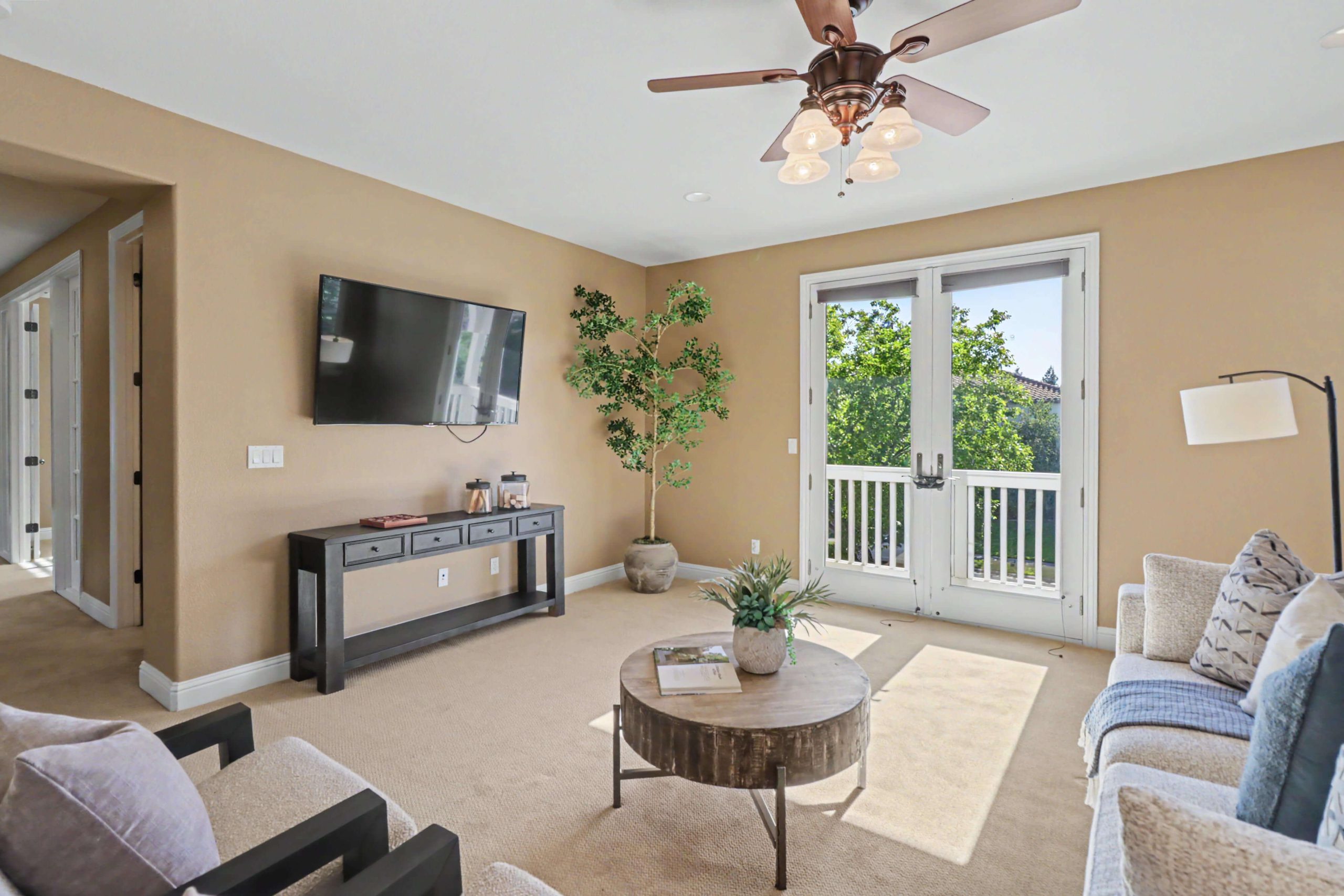 Parada Ct, Roseville - Premiere Home Staging & Design