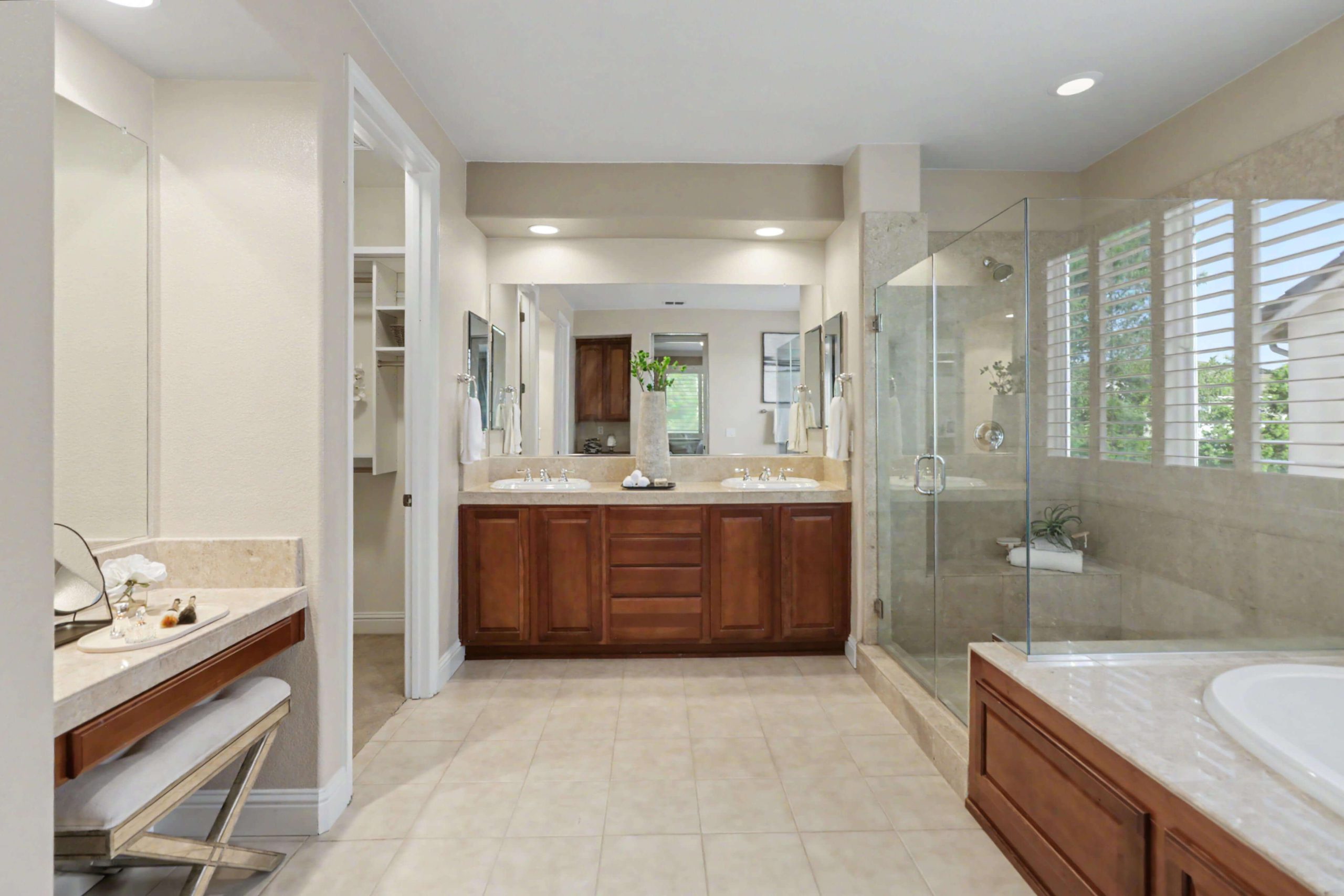Parada Ct, Roseville - Premiere Home Staging & Design