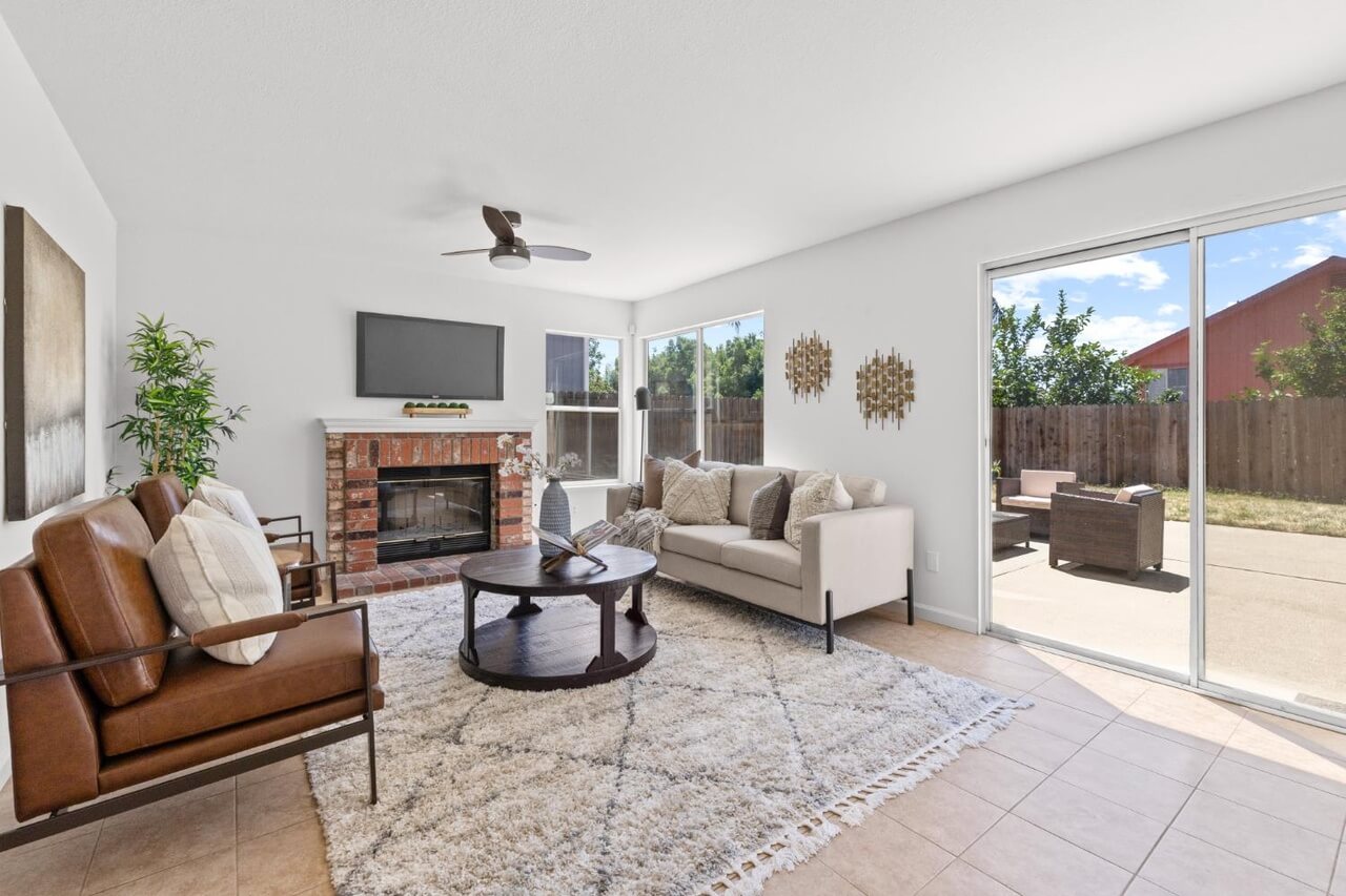 N Pearl Wood Way, Antelope - Premiere Home Staging & Design