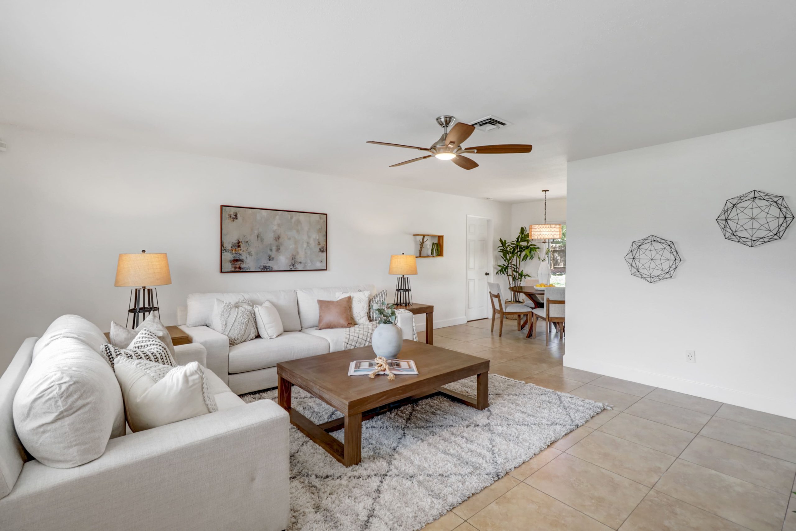 Woodglade Ct, Rocklin - Premiere Home Staging & Design