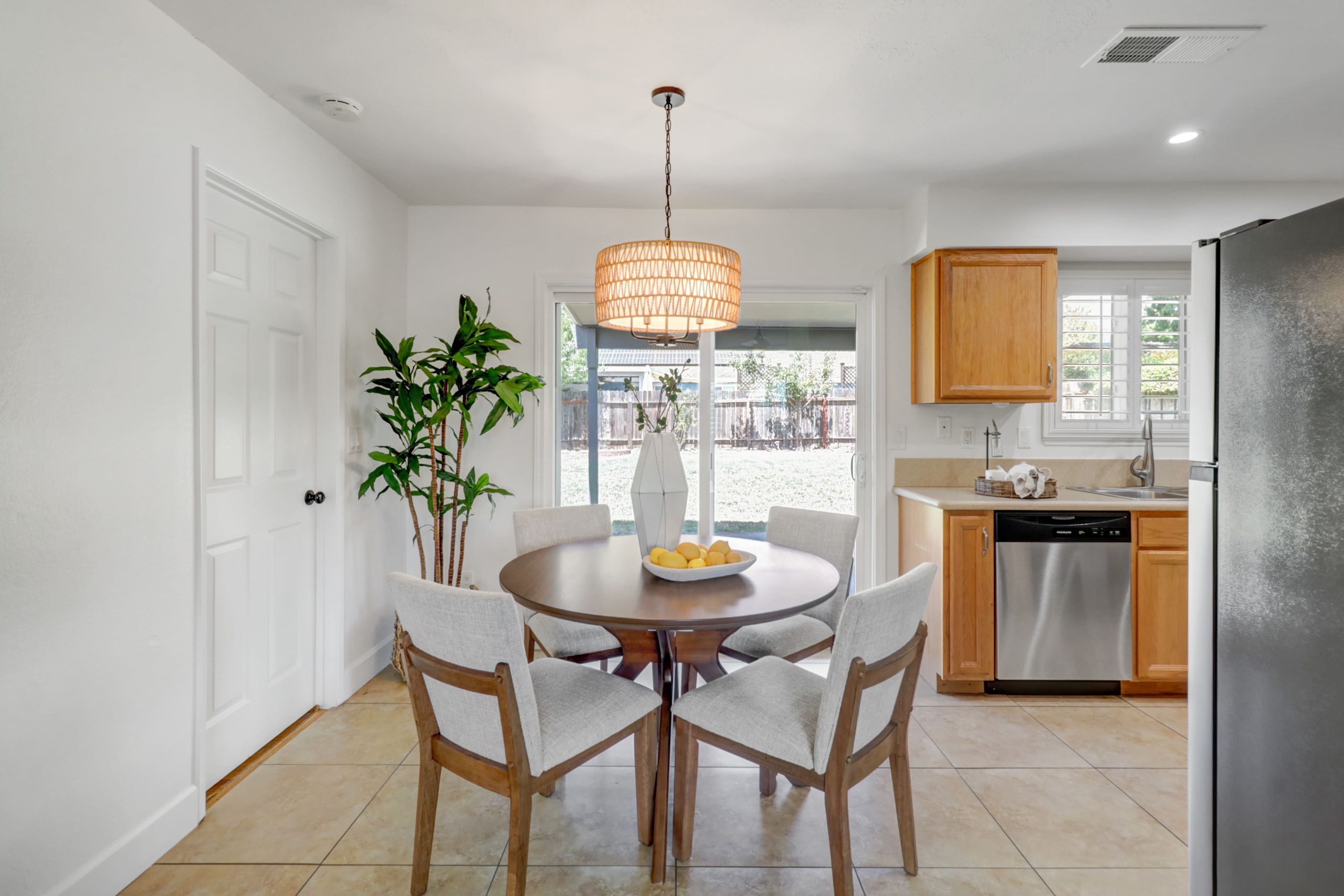 Woodglade Ct, Rocklin - Premiere Home Staging & Design