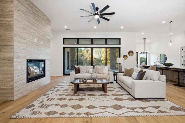 Austin Forest Cir, Auburn - Premiere Home Staging & Design