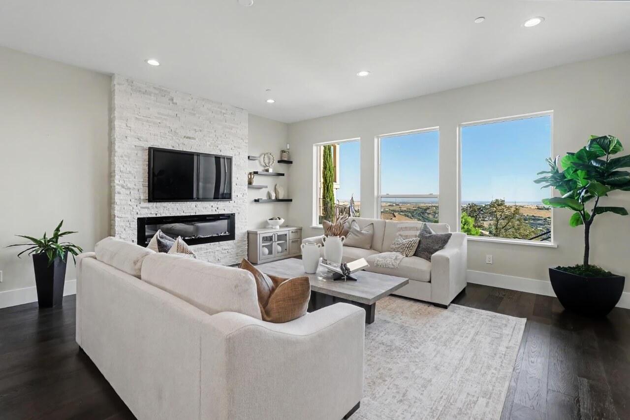 Via Fiori, El Dorado Hills - Premiere Home Staging & Design