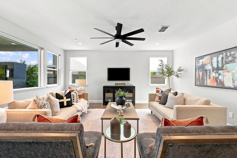 Anastasia Way, Lincoln - Premiere Home Staging & Design