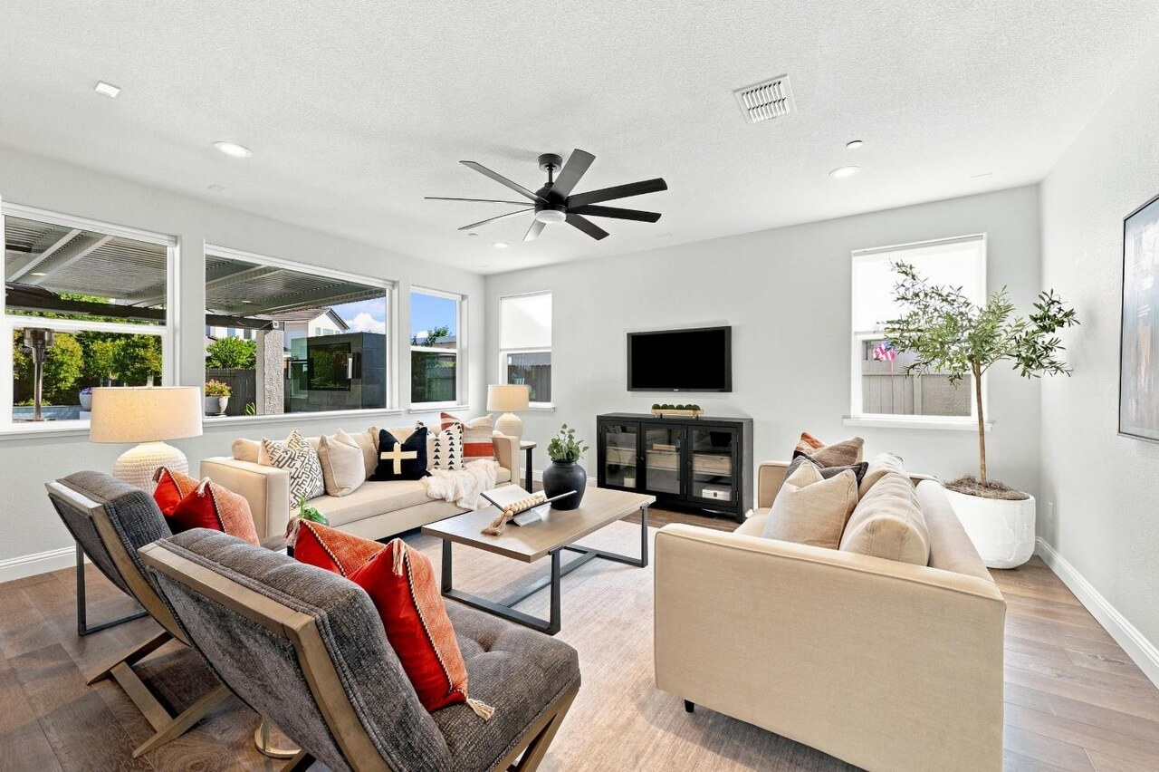 Anastasia Way, Lincoln - Premiere Home Staging & Design