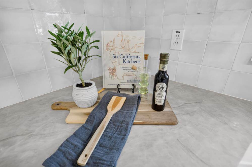 40th St, Sacramento - Premiere Home Staging & Design