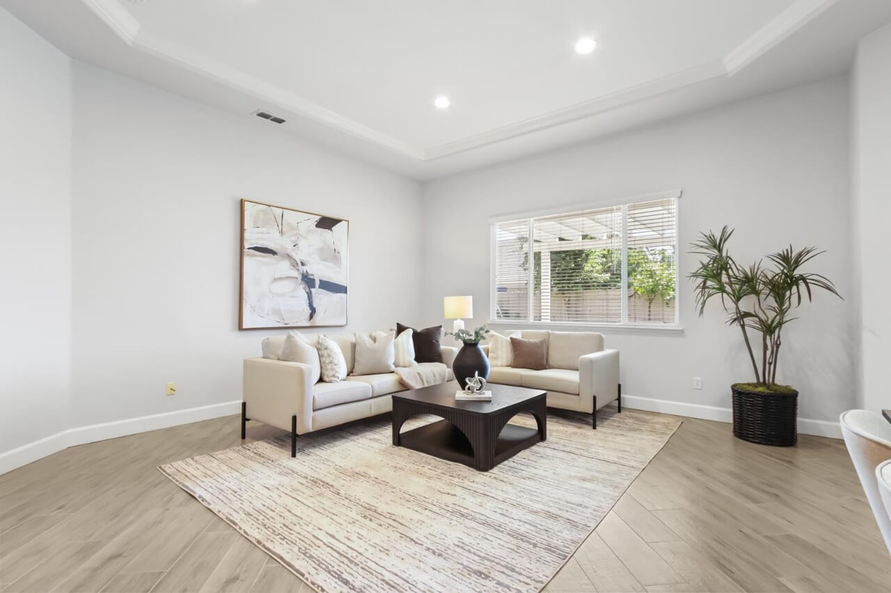 Dodson Ln, Sacramento - Premiere Home Staging & Design