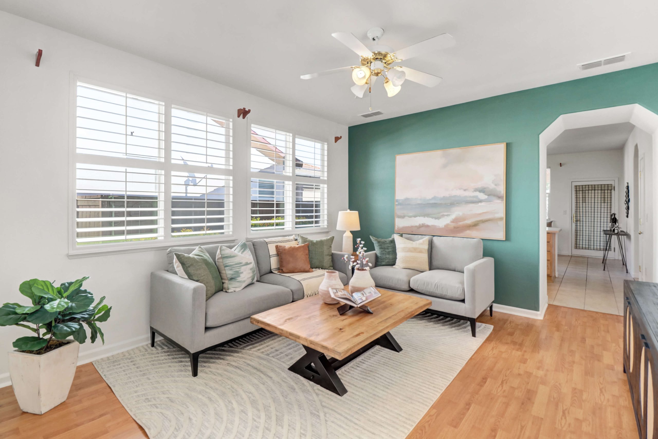 Bay Horse Ln, Sacramento - Premiere Home Staging & Design