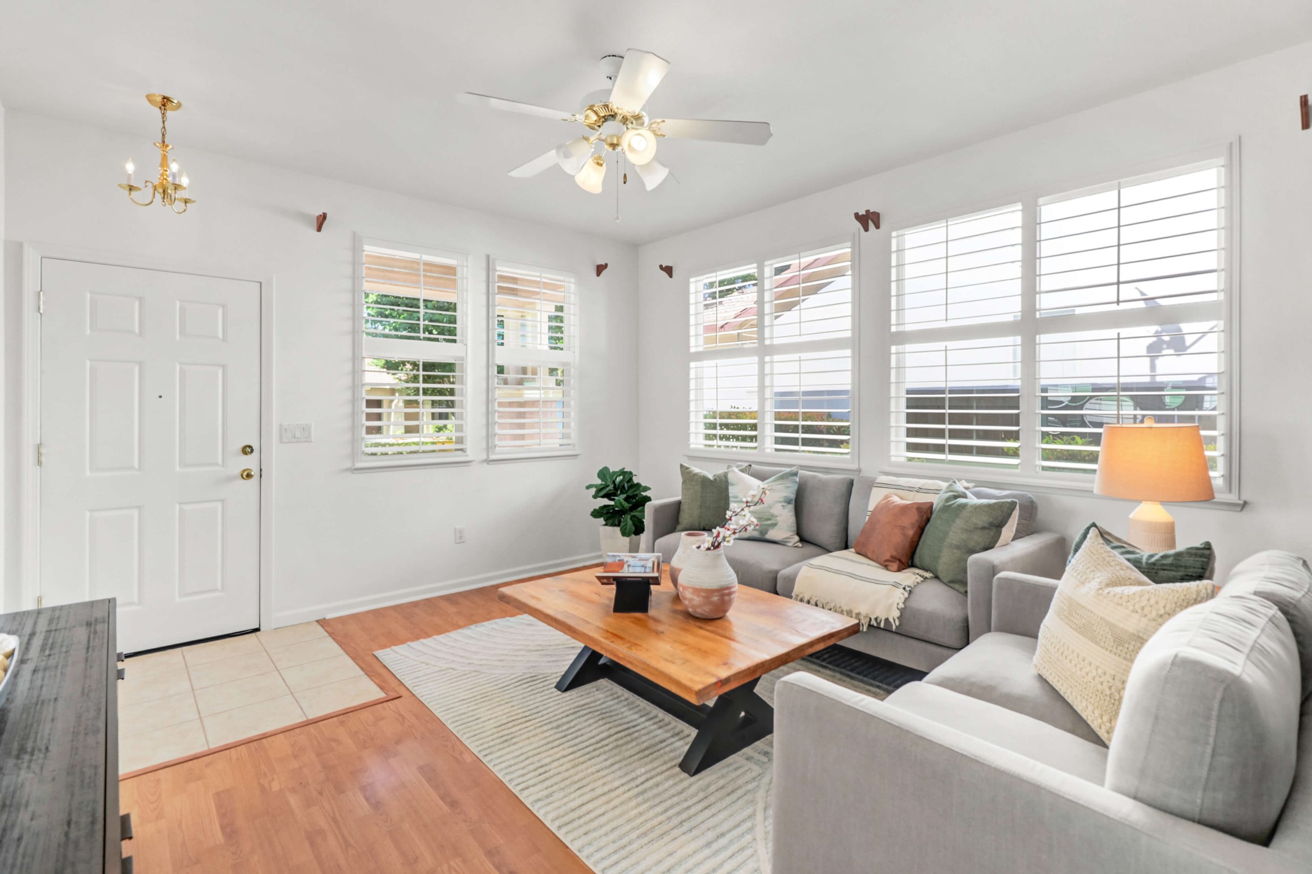 Bay Horse Ln, Sacramento - Premiere Home Staging & Design