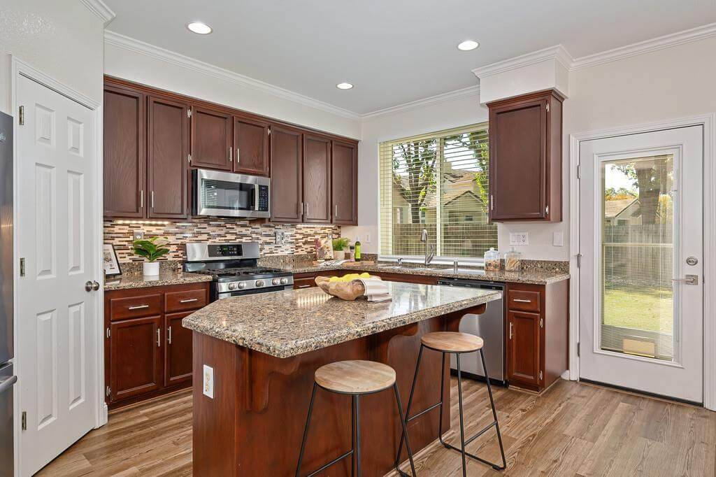 Coventry Cir, Folsom - Premiere Home Staging & Design