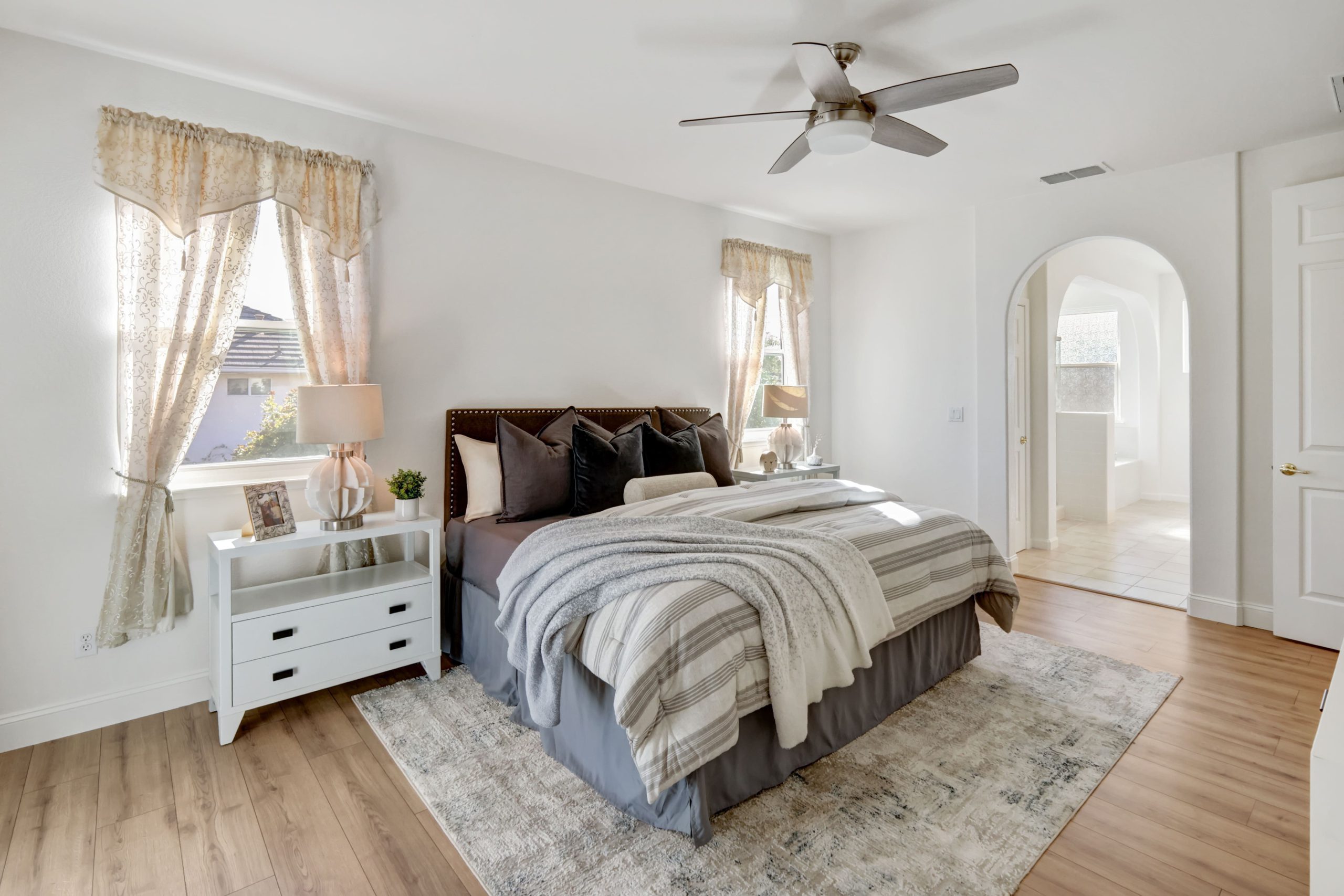 Linksman Ct, Rancho Murieta - Premiere Home Staging & Design