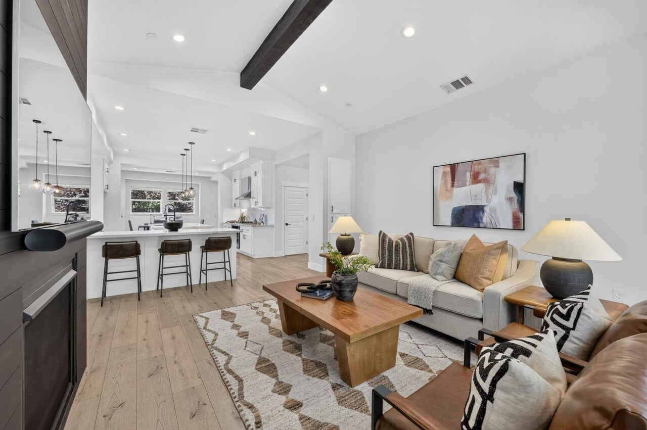 Mackenzie Ln, Carmichael - Premiere Home Staging & Design