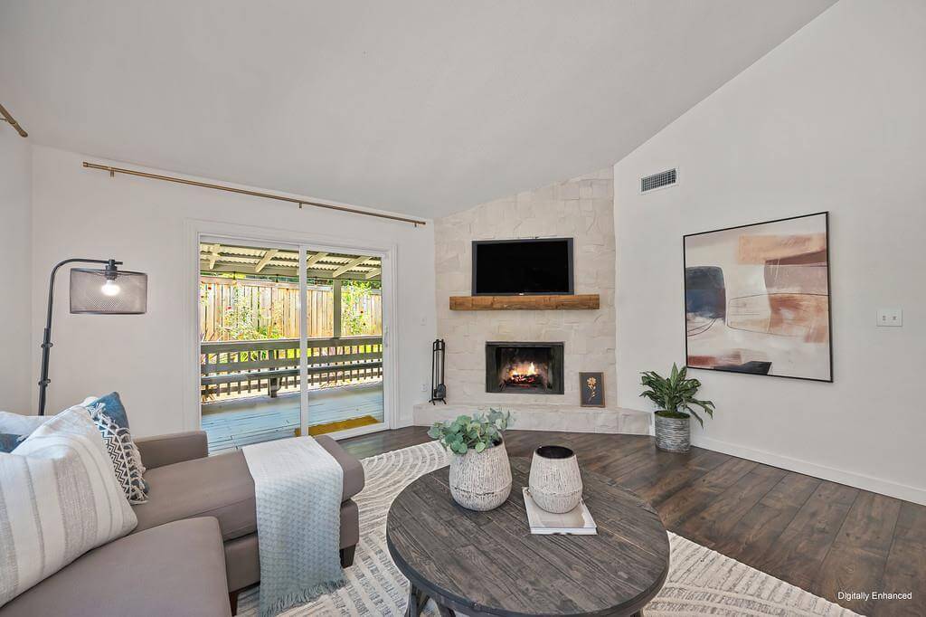 Mikkelsen Dr, Auburn - Premiere Home Staging & Design