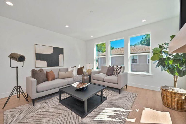 Uptown Aly, Sacramento - Premiere Home Staging & Design