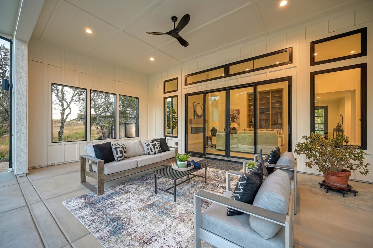 Vista Cielo Dr, Newcastle - Premiere Home Staging & Design