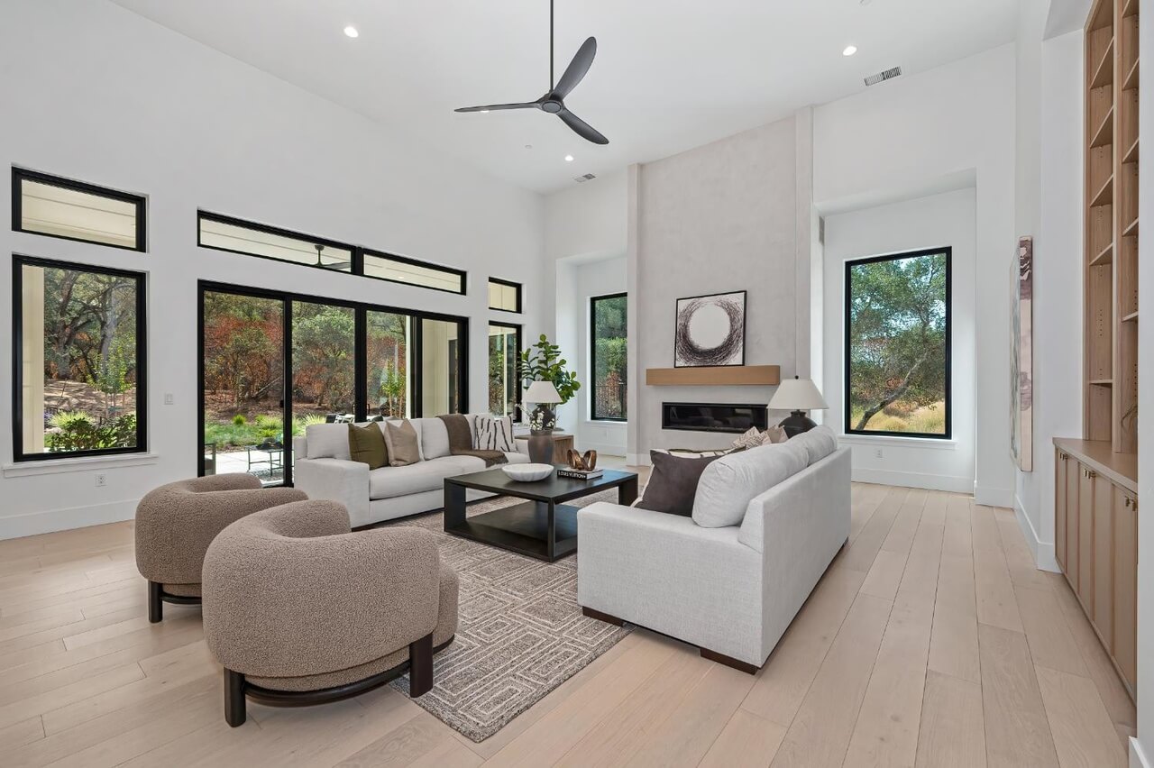 Vista Cielo Dr, Newcastle - Premiere Home Staging & Design