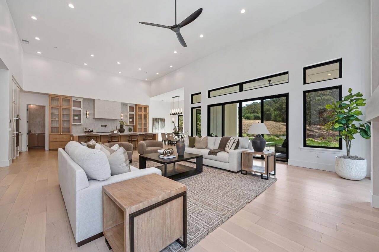Vista Cielo Dr, Newcastle - Premiere Home Staging & Design
