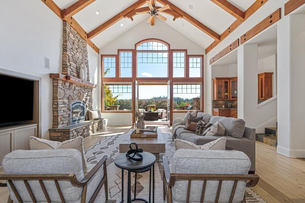 17240 Winchester Club Dr, Meadow Vista - Premiere Home Staging & Design