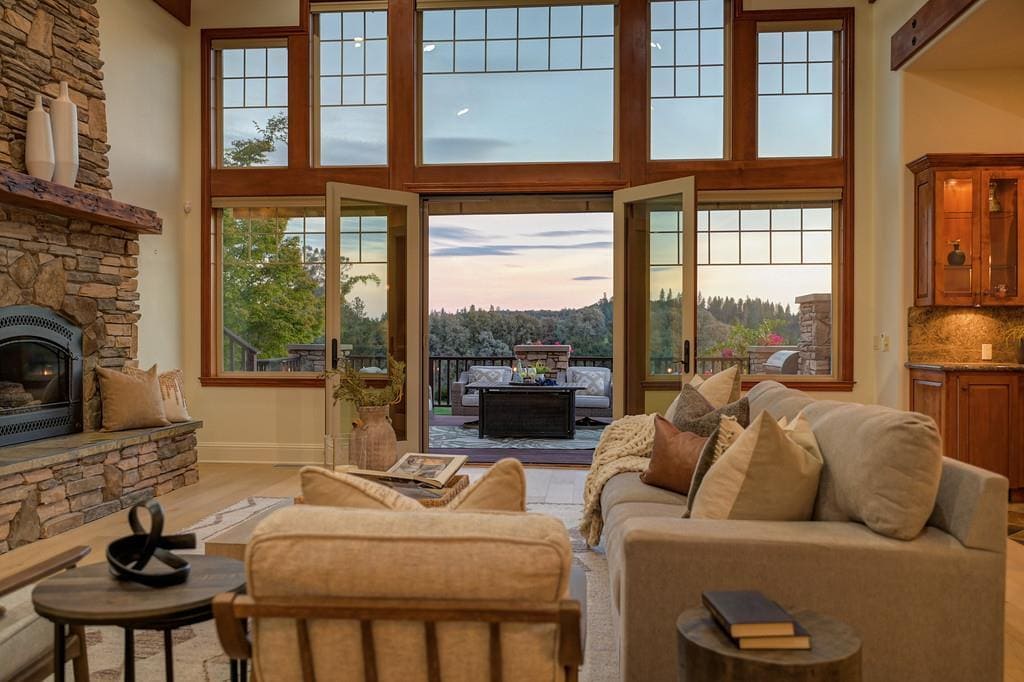 17240 Winchester Club Dr, Meadow Vista - Premiere Home Staging & Design