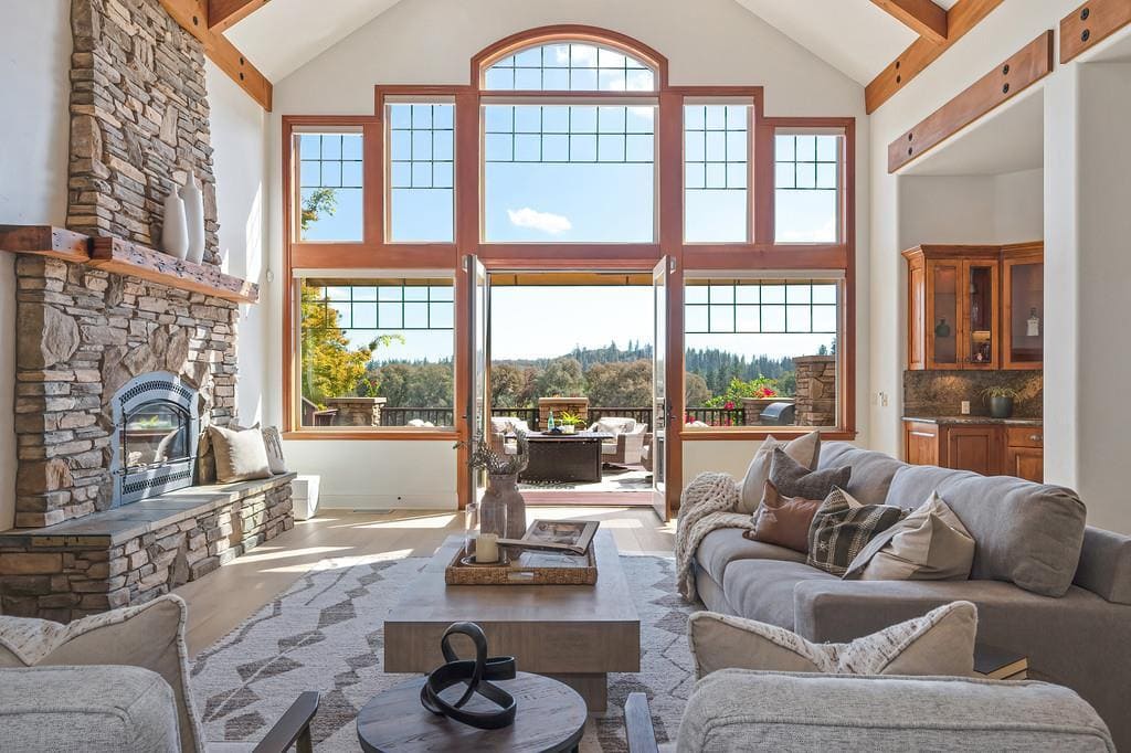 17240 Winchester Club Dr, Meadow Vista - Premiere Home Staging & Design