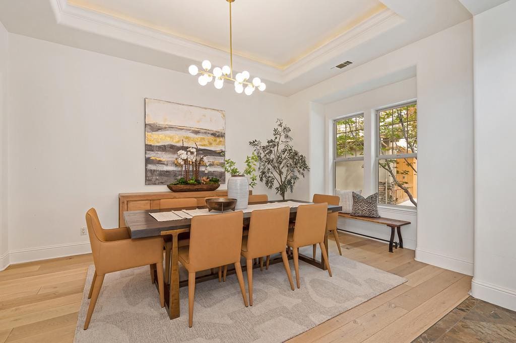 17240 Winchester Club Dr, Meadow Vista - Premiere Home Staging & Design