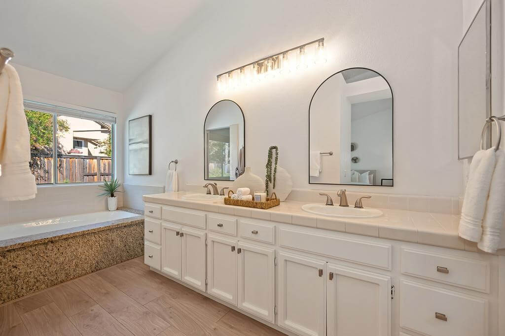 Thorndike Way, Folsom - Premiere Home Staging & Design