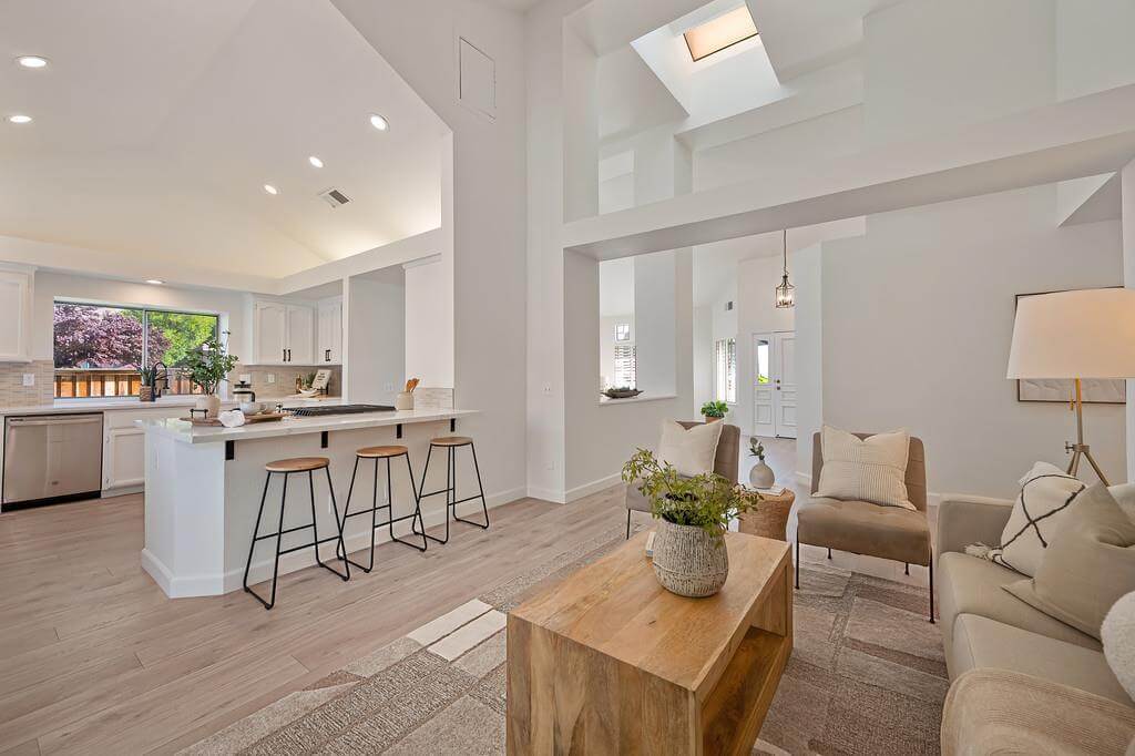 Thorndike Way, Folsom - Premiere Home Staging & Design